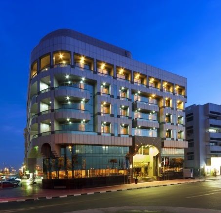 Ewa Hotel Дубай Екстериор снимка