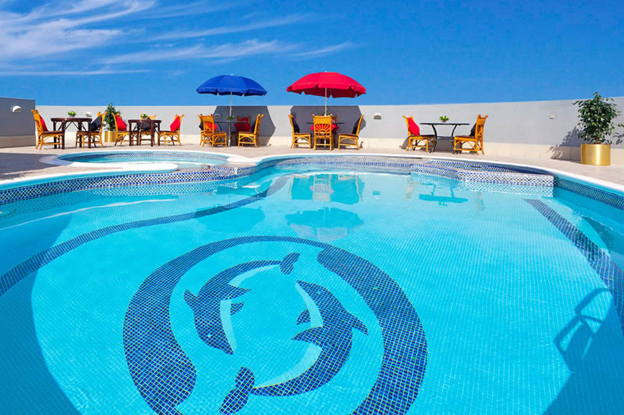 Ewa Hotel Дубай Екстериор снимка